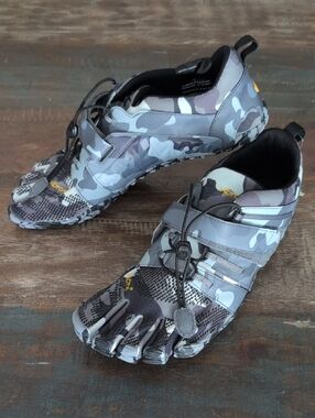 Vibram Fivefingers V-Train 2.0 Grey Camo Hiking Shoes NWT - Mens 11.5/12